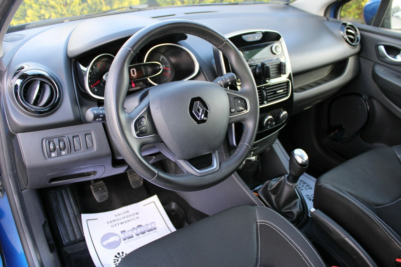 Renault Clio - Zdjęcie 12