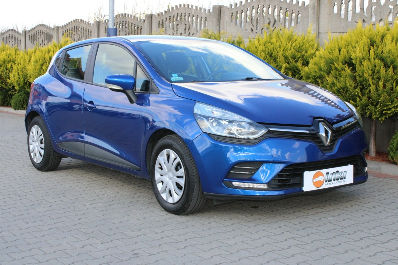 Renault Clio - Zdjęcie 25