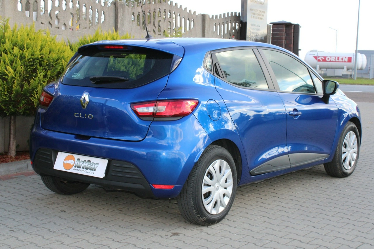 Renault Clio - Zdjęcie 40