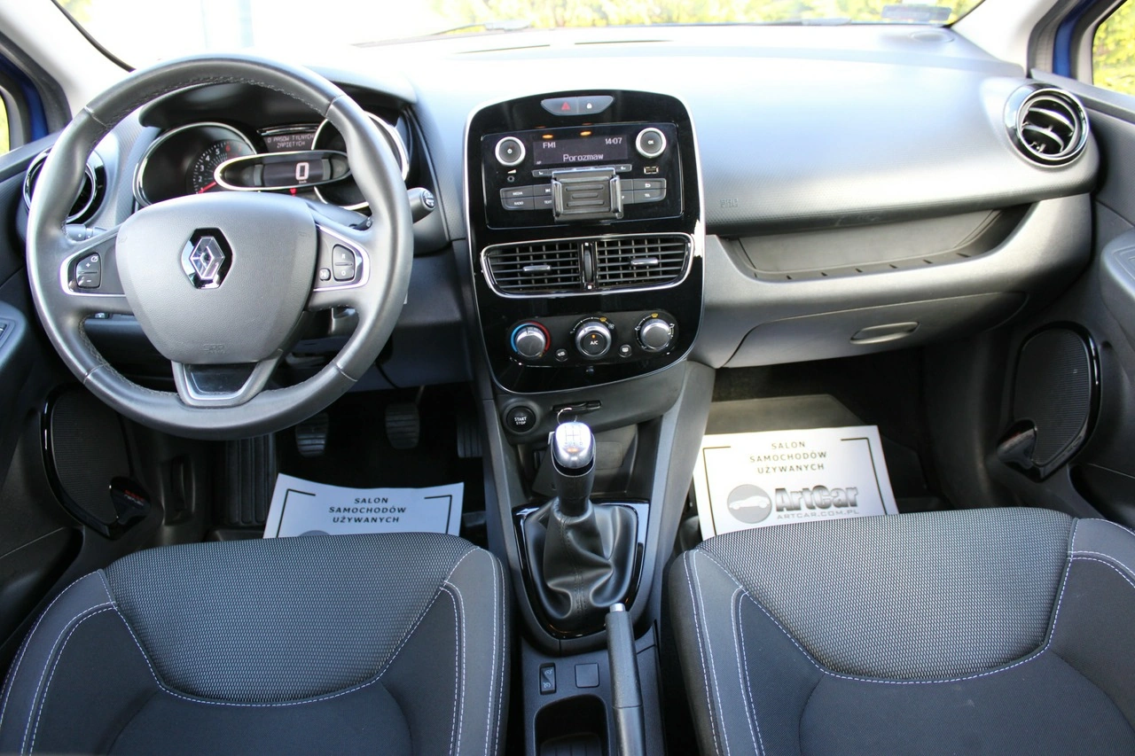 Renault Clio - Zdjęcie 16