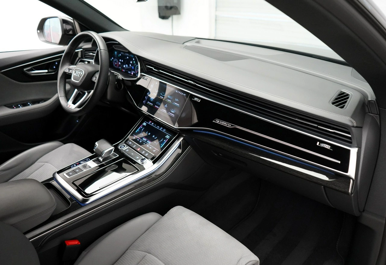 Audi Q8 - Zdjęcie 12