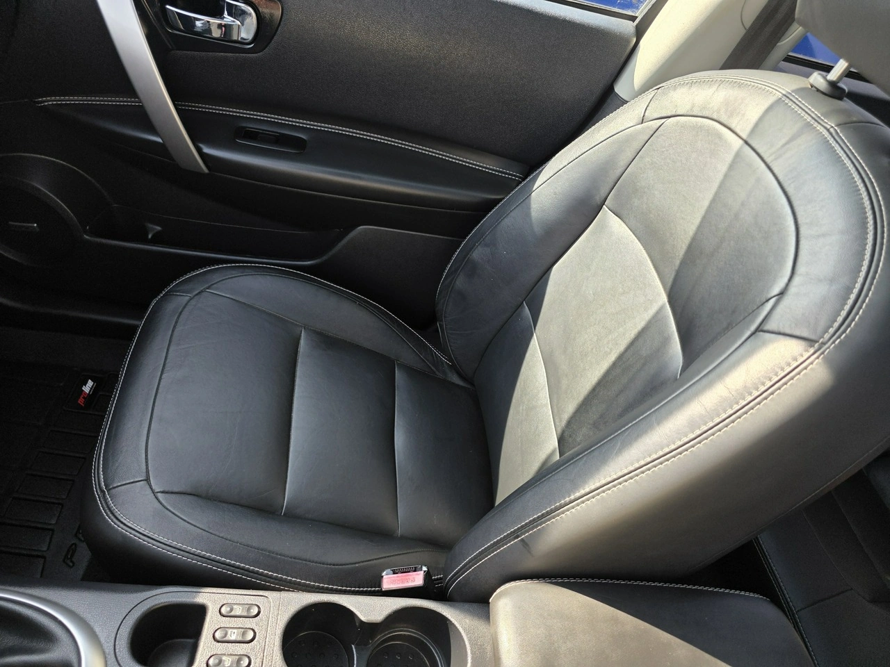 Nissan Qashqai - Zdjęcie 13
