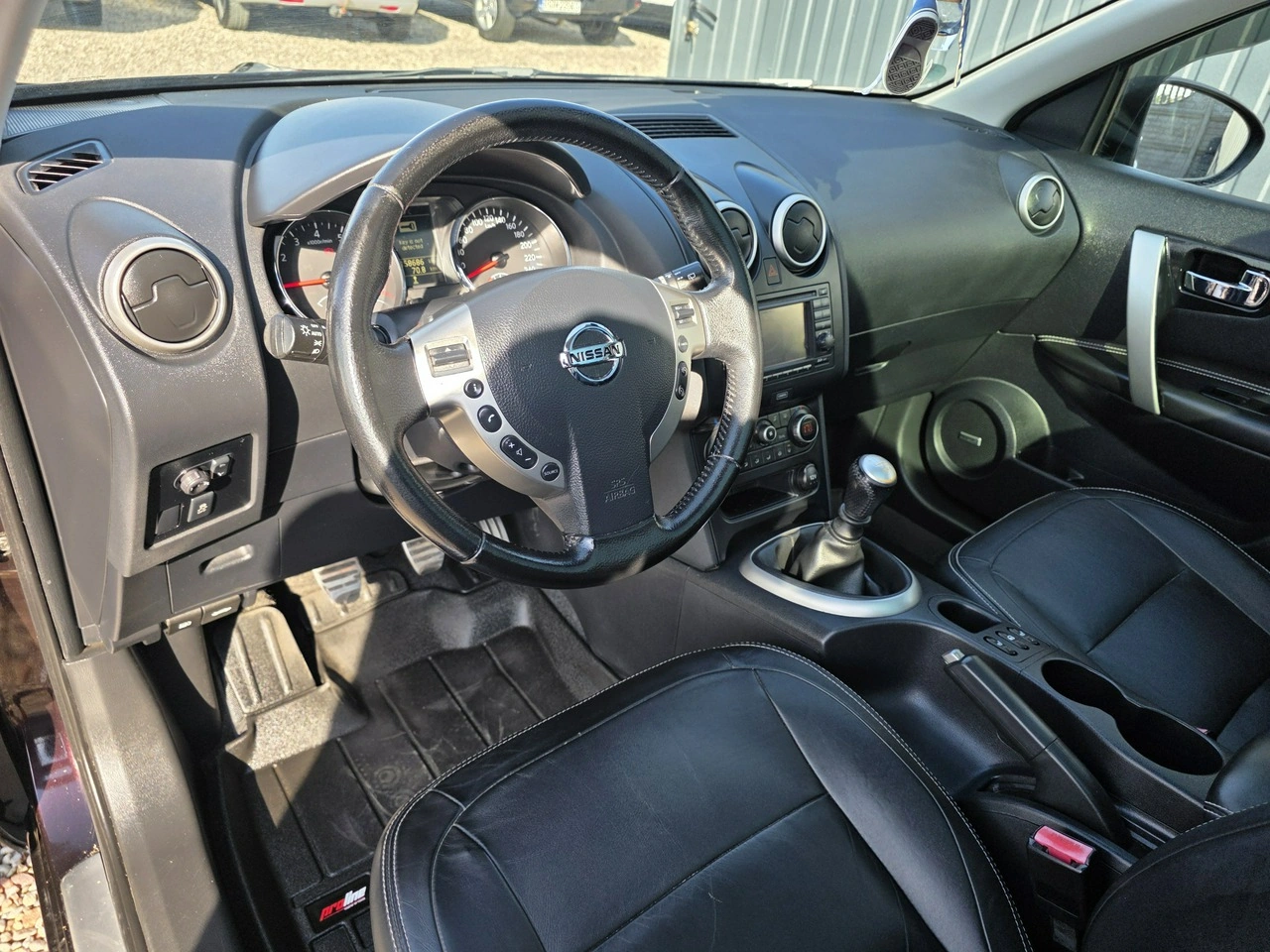 Nissan Qashqai - Zdjęcie 18