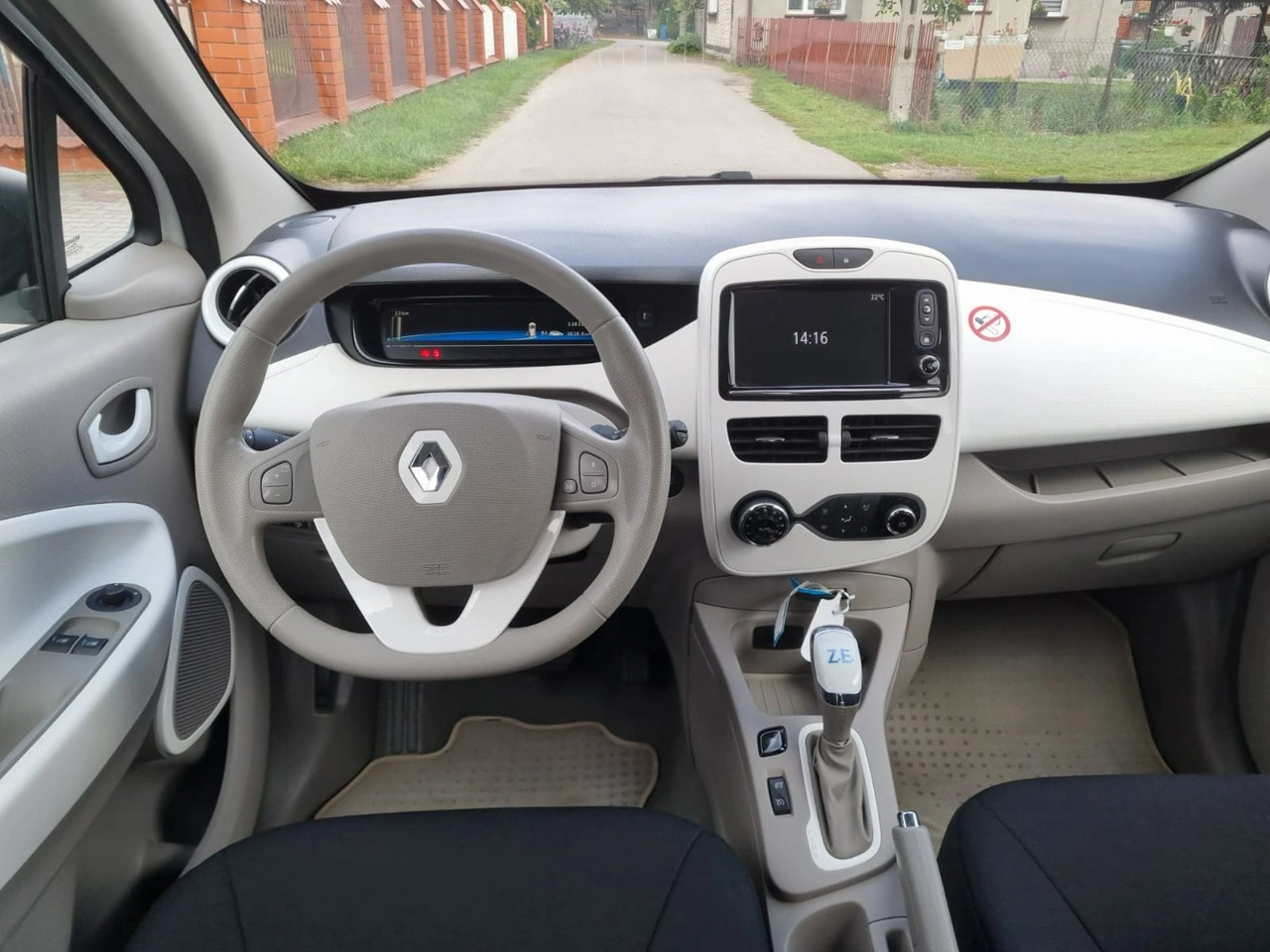 Renault Zoe - Zdjęcie 9