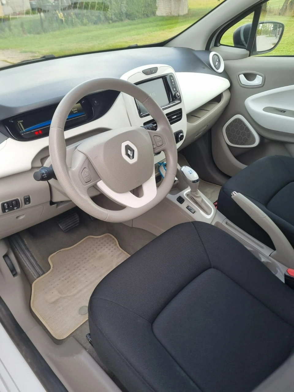 Renault Zoe - Zdjęcie 8
