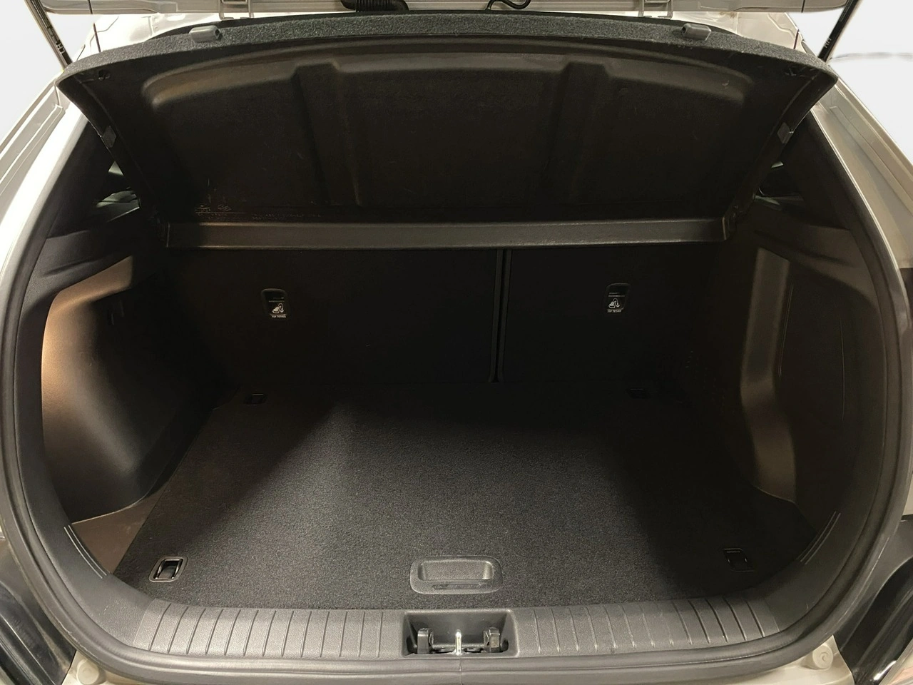 Hyundai Kona - Zdjęcie 17