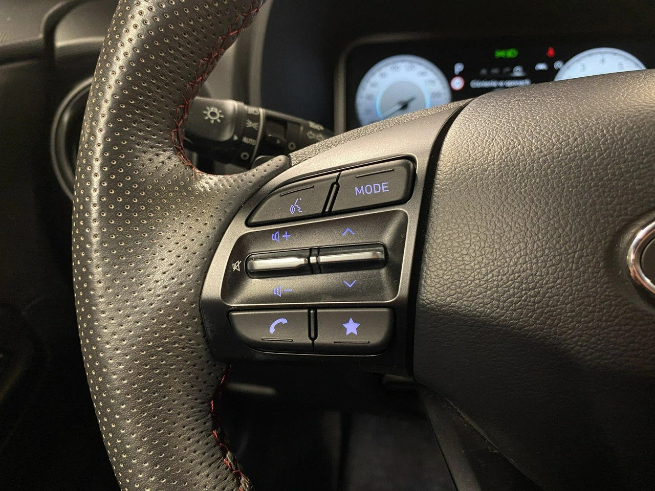 Hyundai Kona - Zdjęcie 22