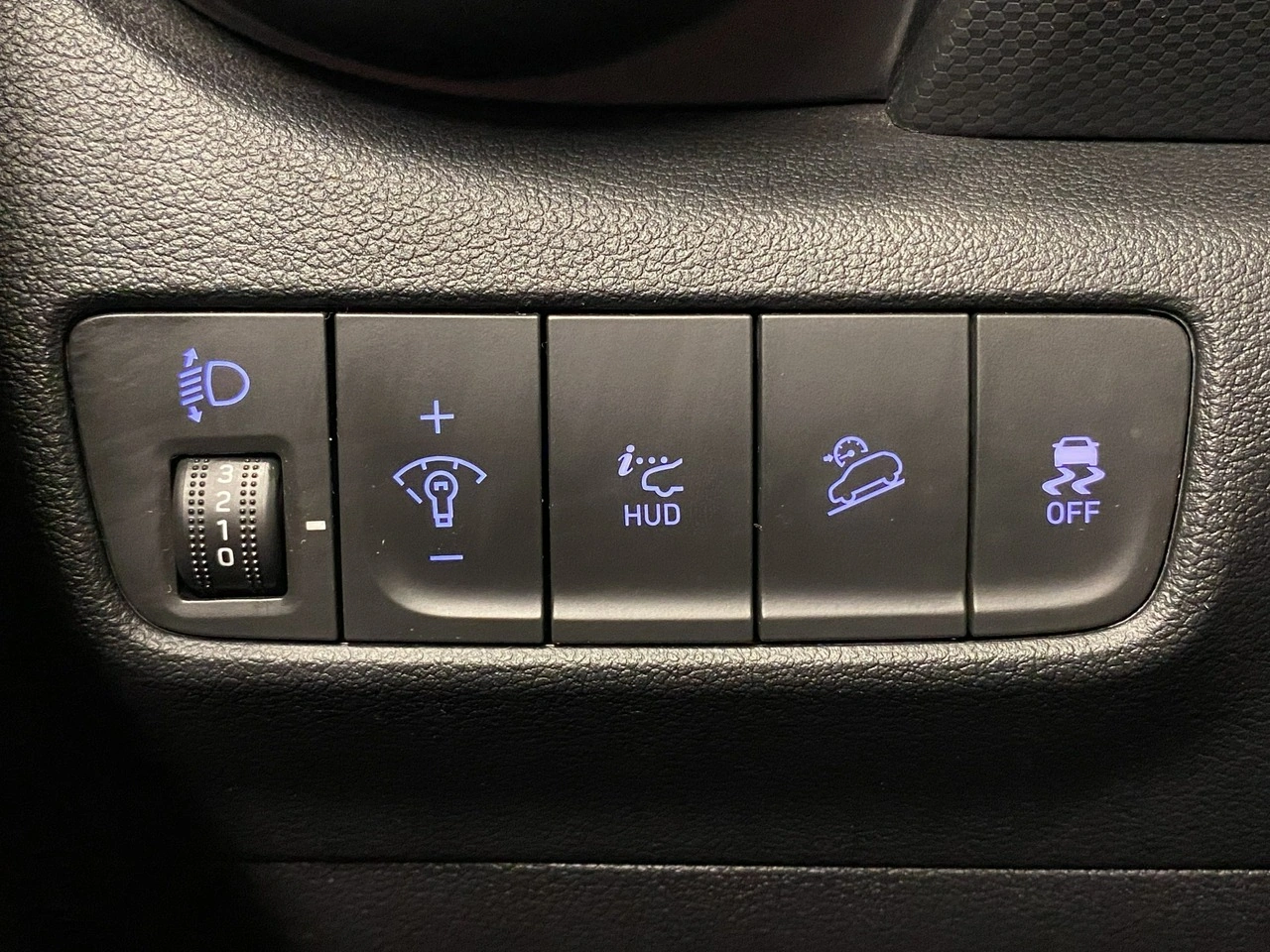 Hyundai Kona - Zdjęcie 34