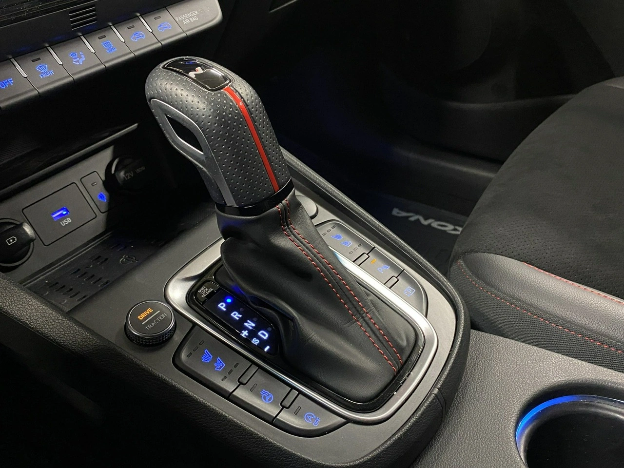 Hyundai Kona - Zdjęcie 35