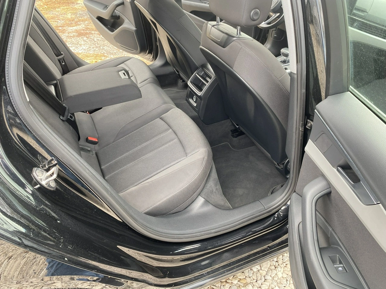 Audi A4 - Zdjęcie 11