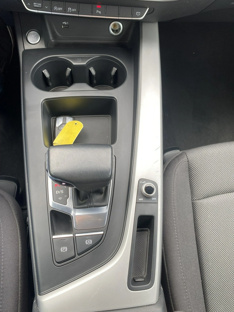 Audi A4 - Zdjęcie 15