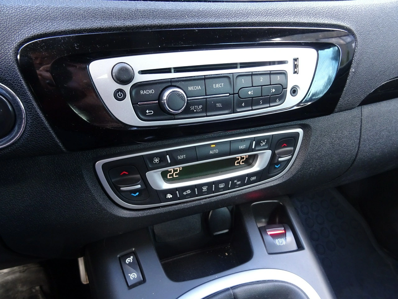 Renault Scenic - Zdjęcie 8
