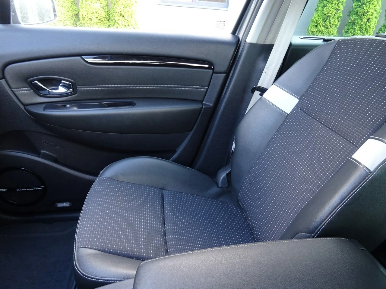 Renault Scenic - Zdjęcie 11