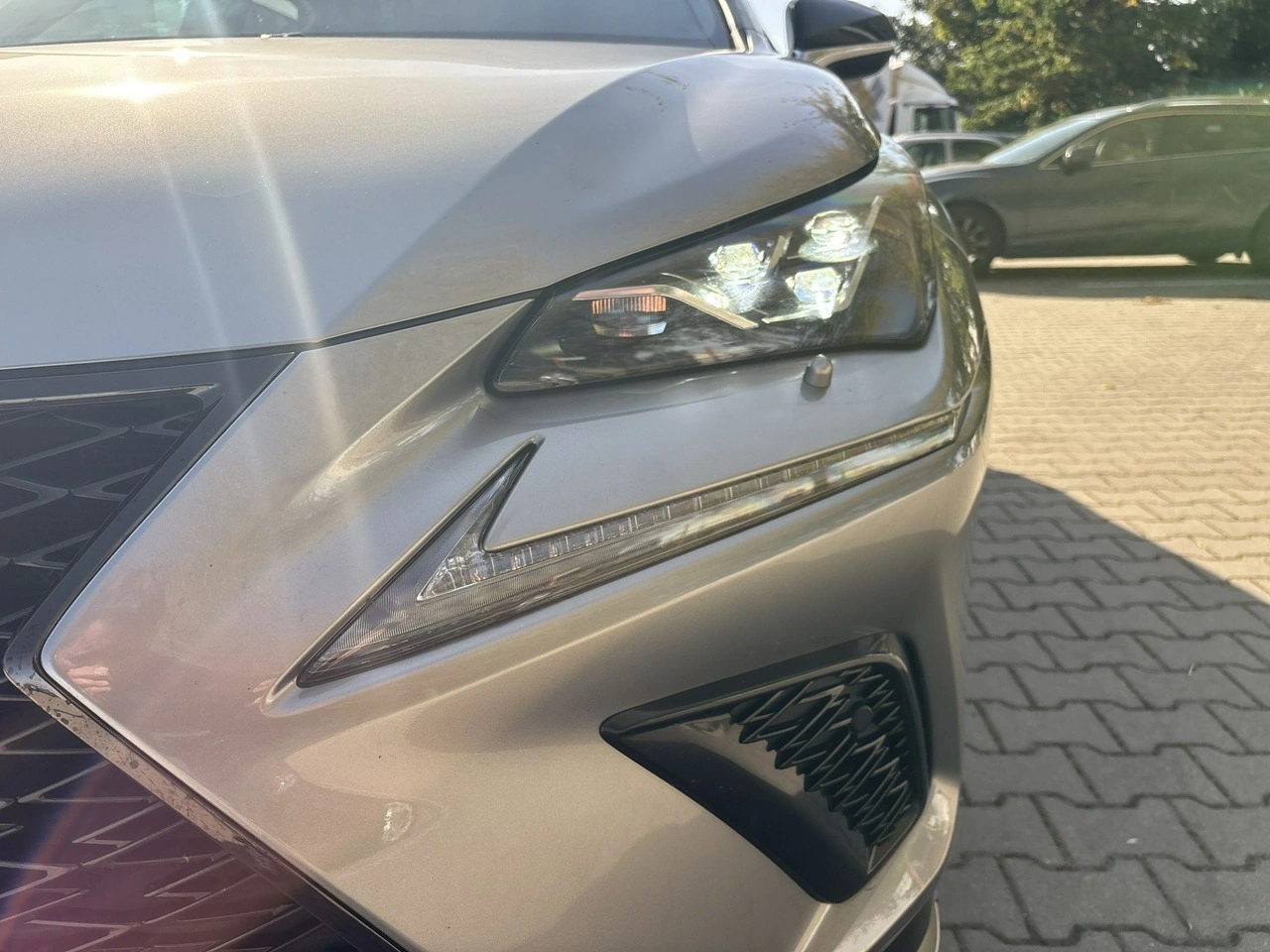 Lexus NX - Zdjęcie 8