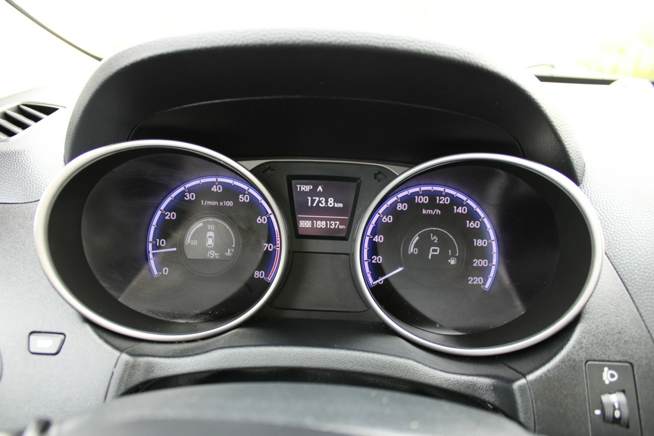 Hyundai ix35 - Zdjęcie 9