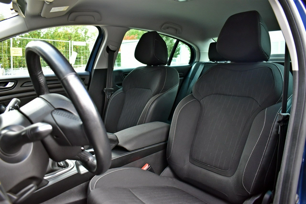 Renault Megane - Zdjęcie 9