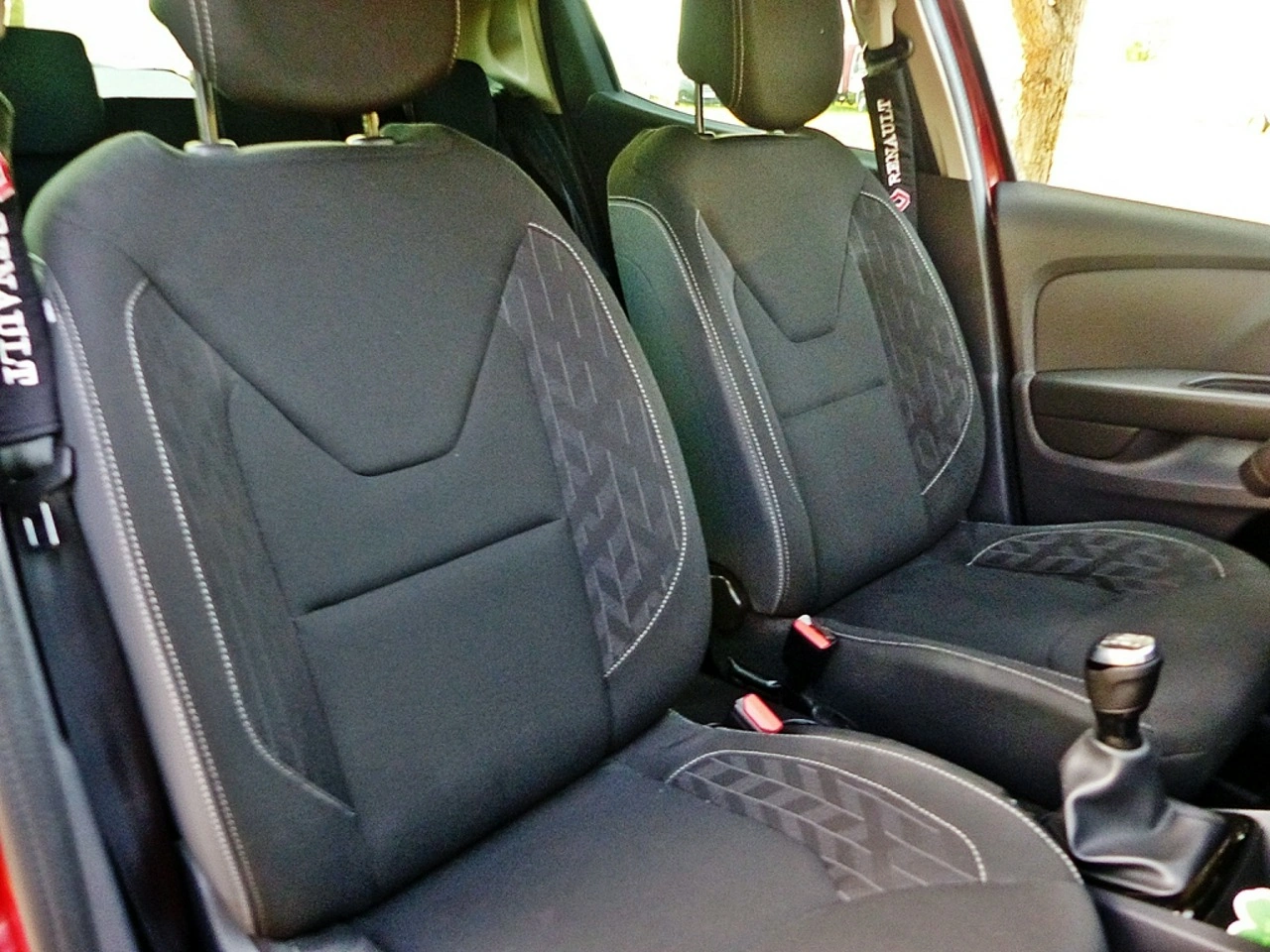 Renault Clio - Zdjęcie 25