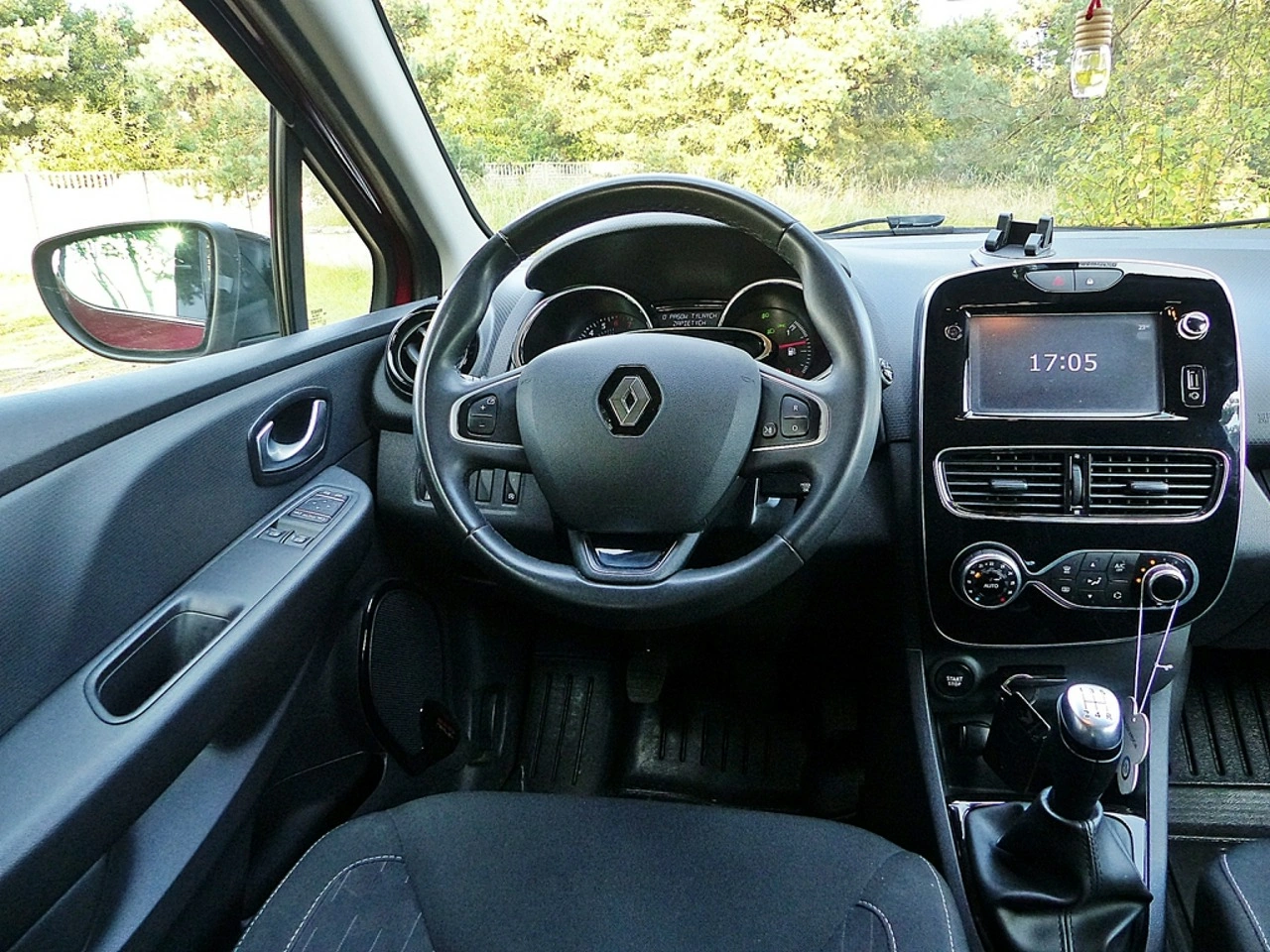 Renault Clio - Zdjęcie 34