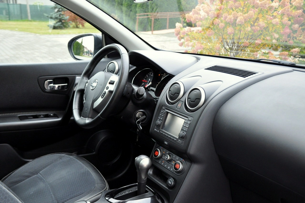Nissan Qashqai - Zdjęcie 17