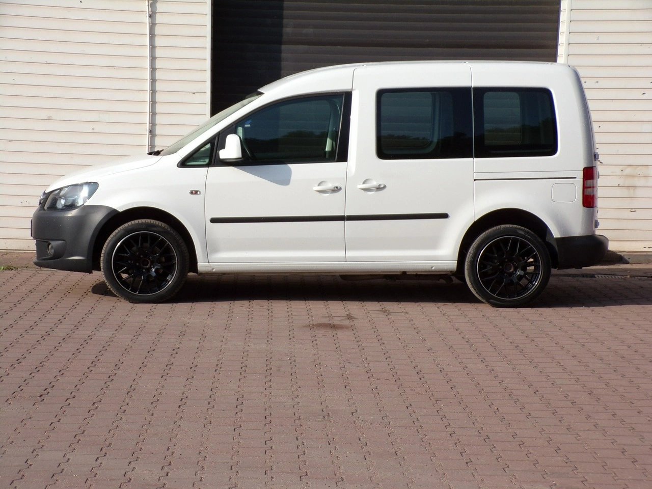 Volkswagen Caddy - Zdjęcie 8