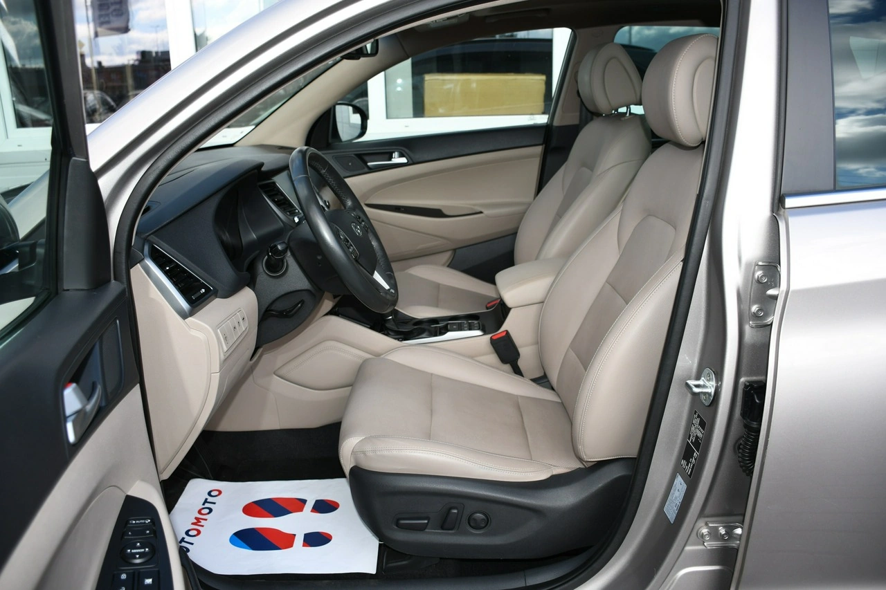 Hyundai Tucson - Zdjęcie 17