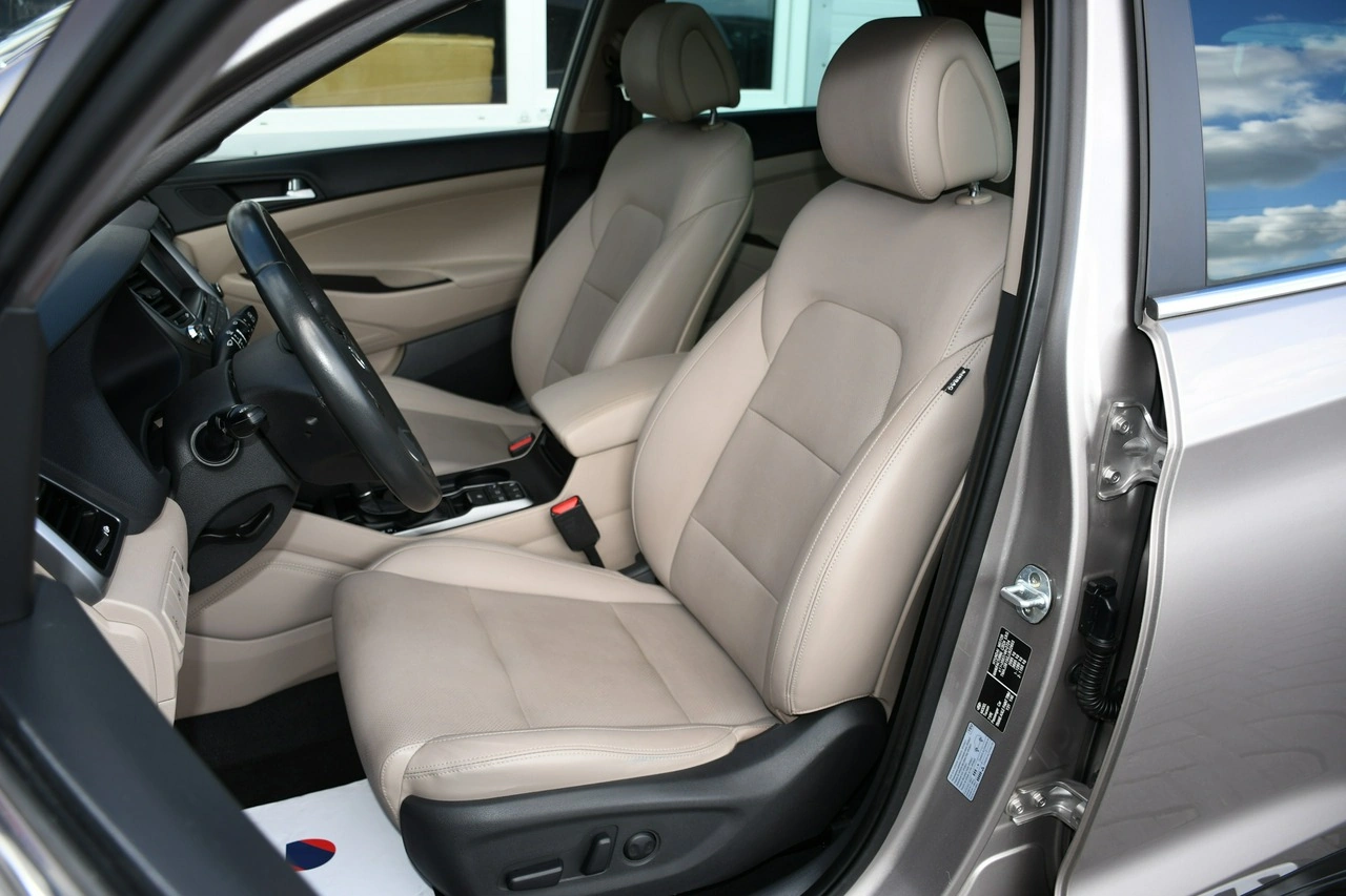 Hyundai Tucson - Zdjęcie 18