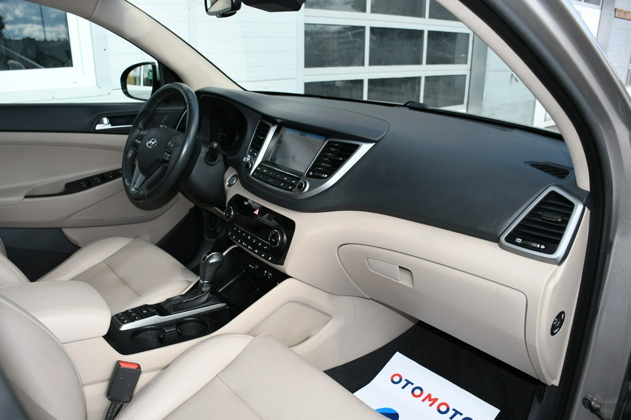 Hyundai Tucson - Zdjęcie 26