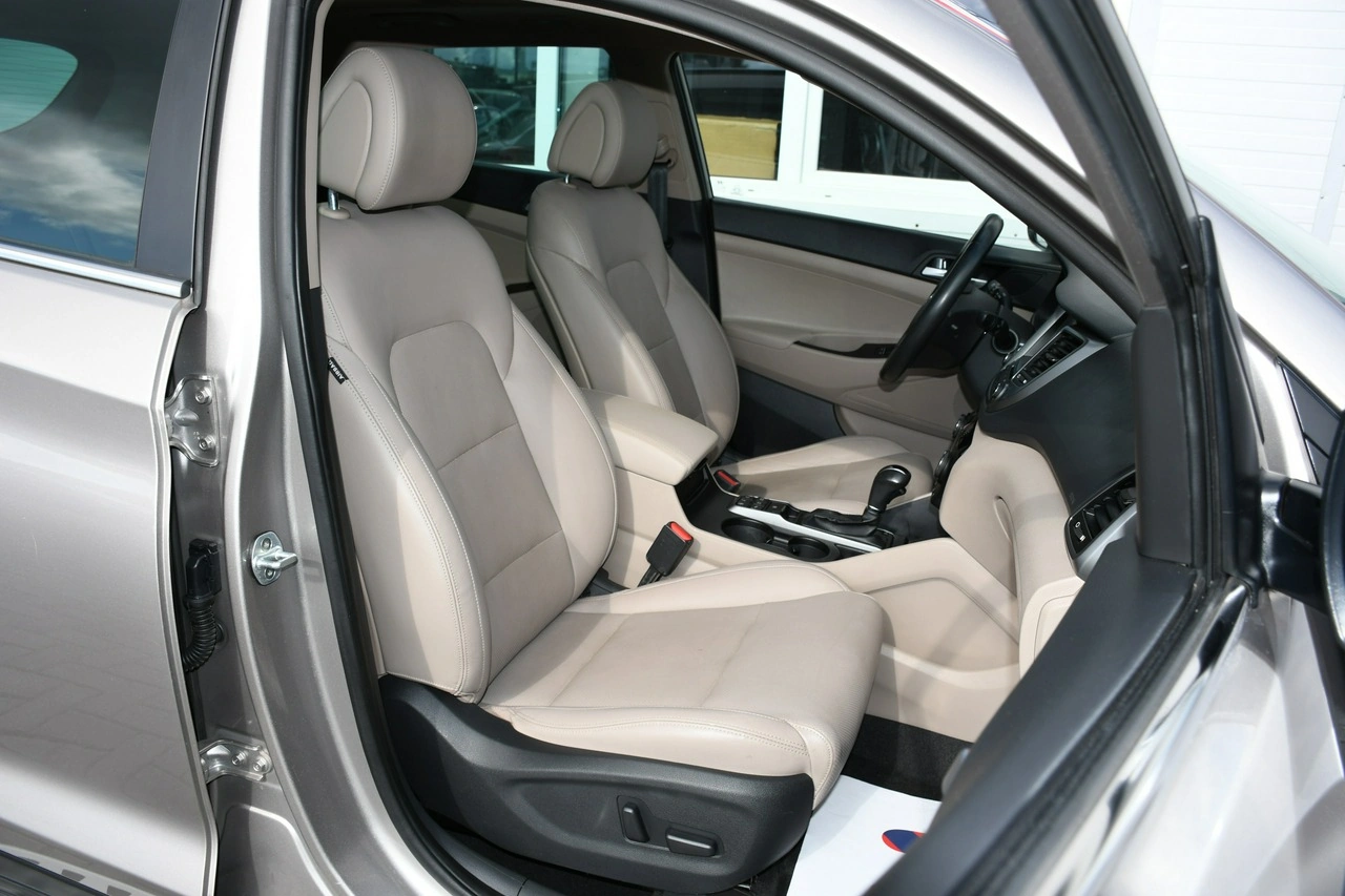 Hyundai Tucson - Zdjęcie 27