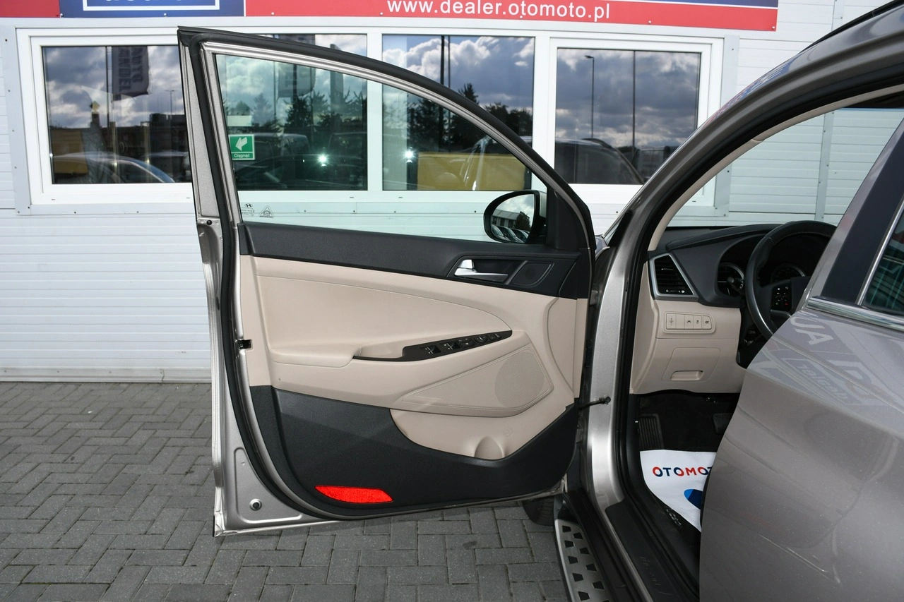 Hyundai Tucson - Zdjęcie 33