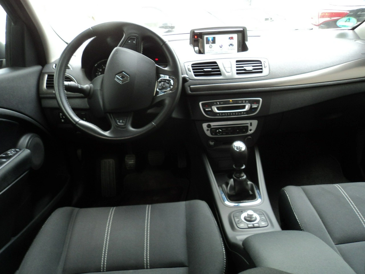 Renault Megane - Zdjęcie 8