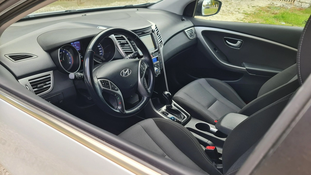 Hyundai i30 - Zdjęcie 9