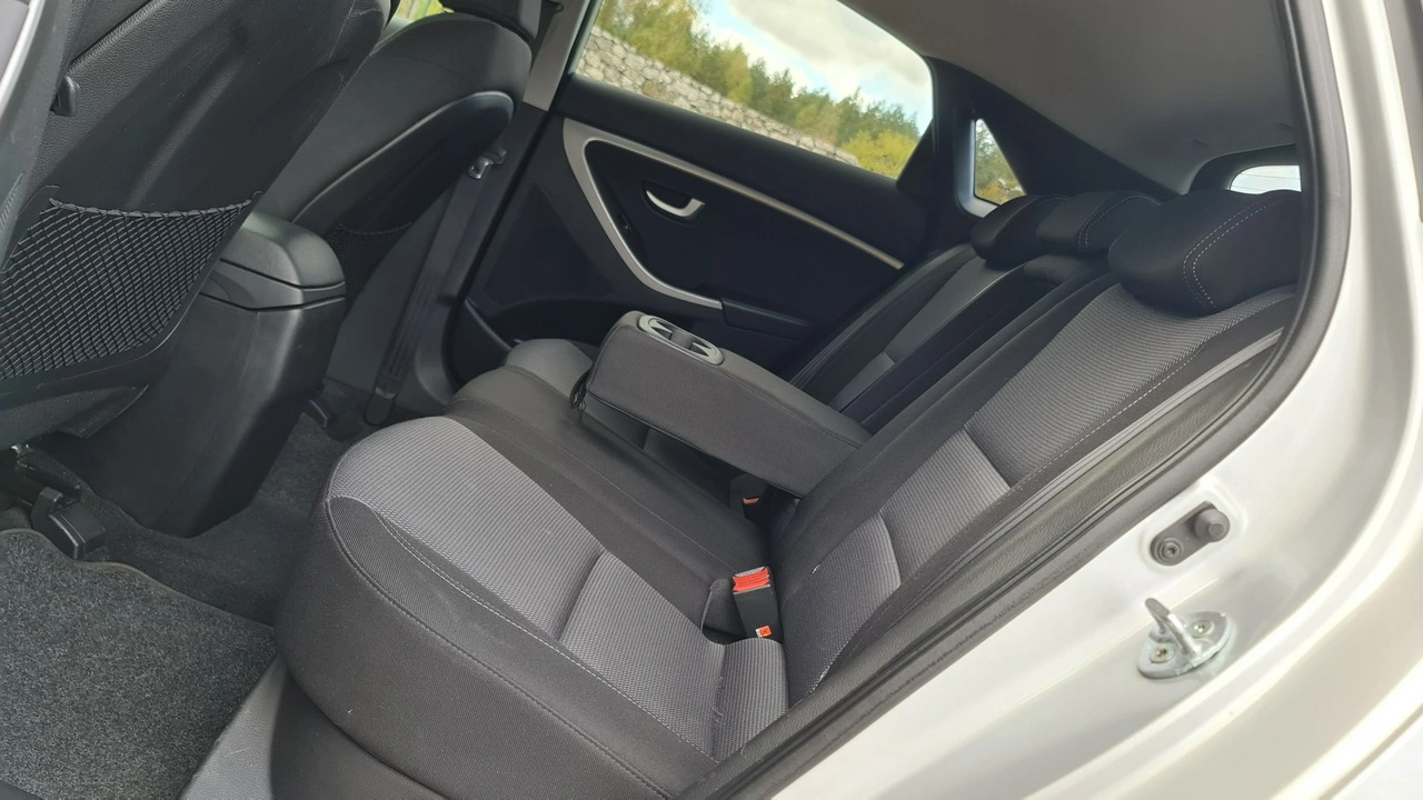 Hyundai i30 - Zdjęcie 7