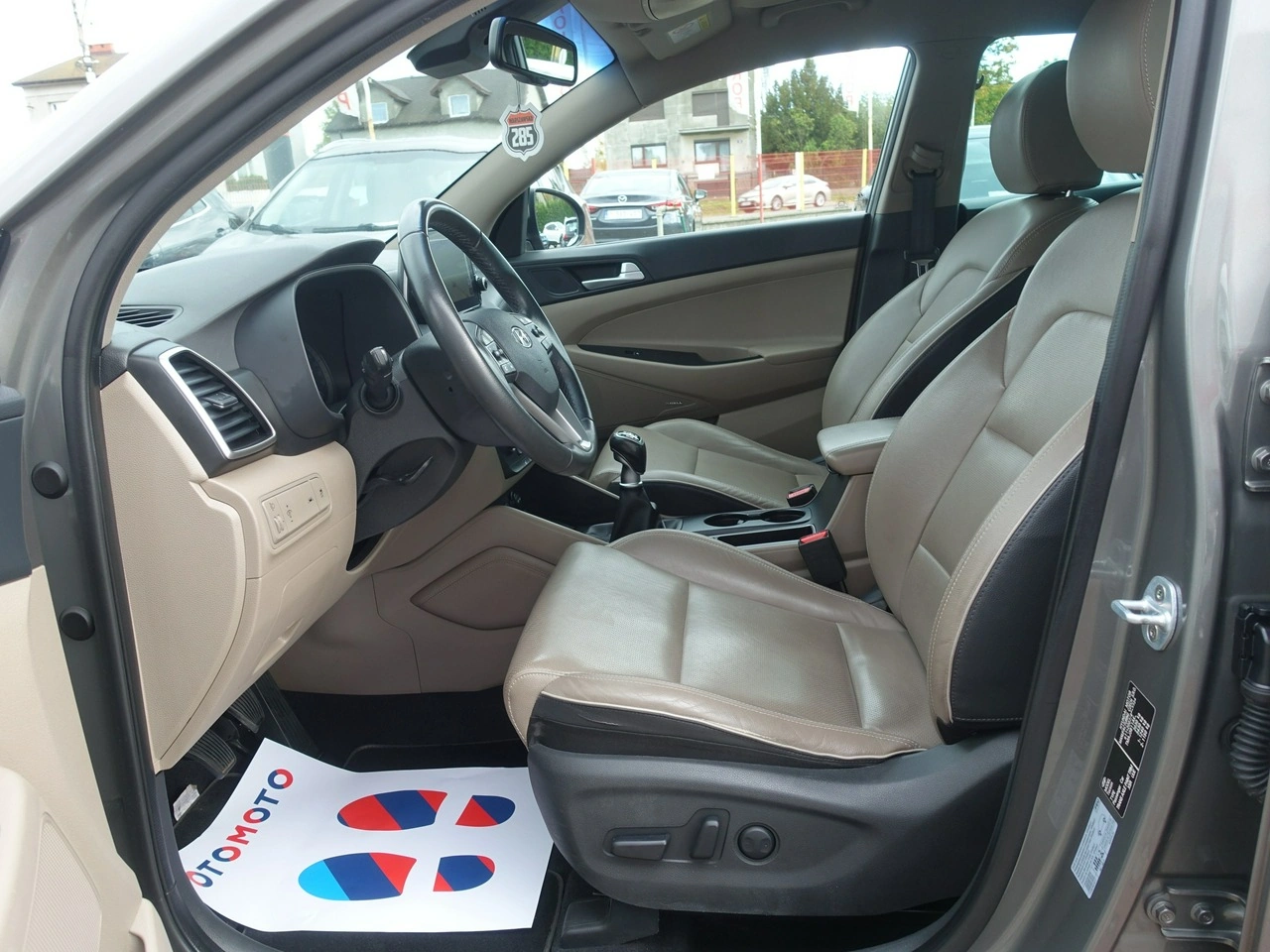 Hyundai Tucson - Zdjęcie 9