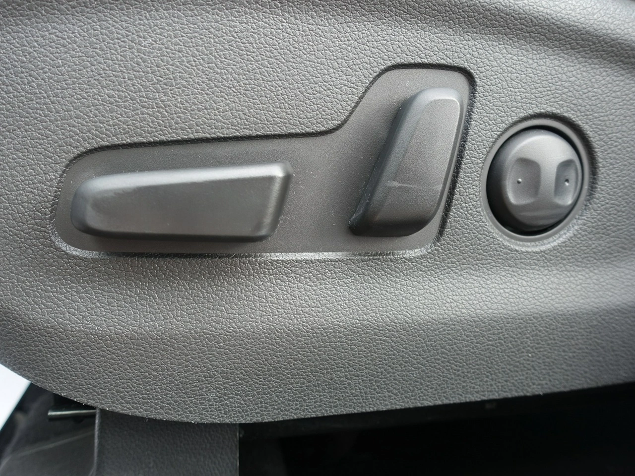 Hyundai Tucson - Zdjęcie 27