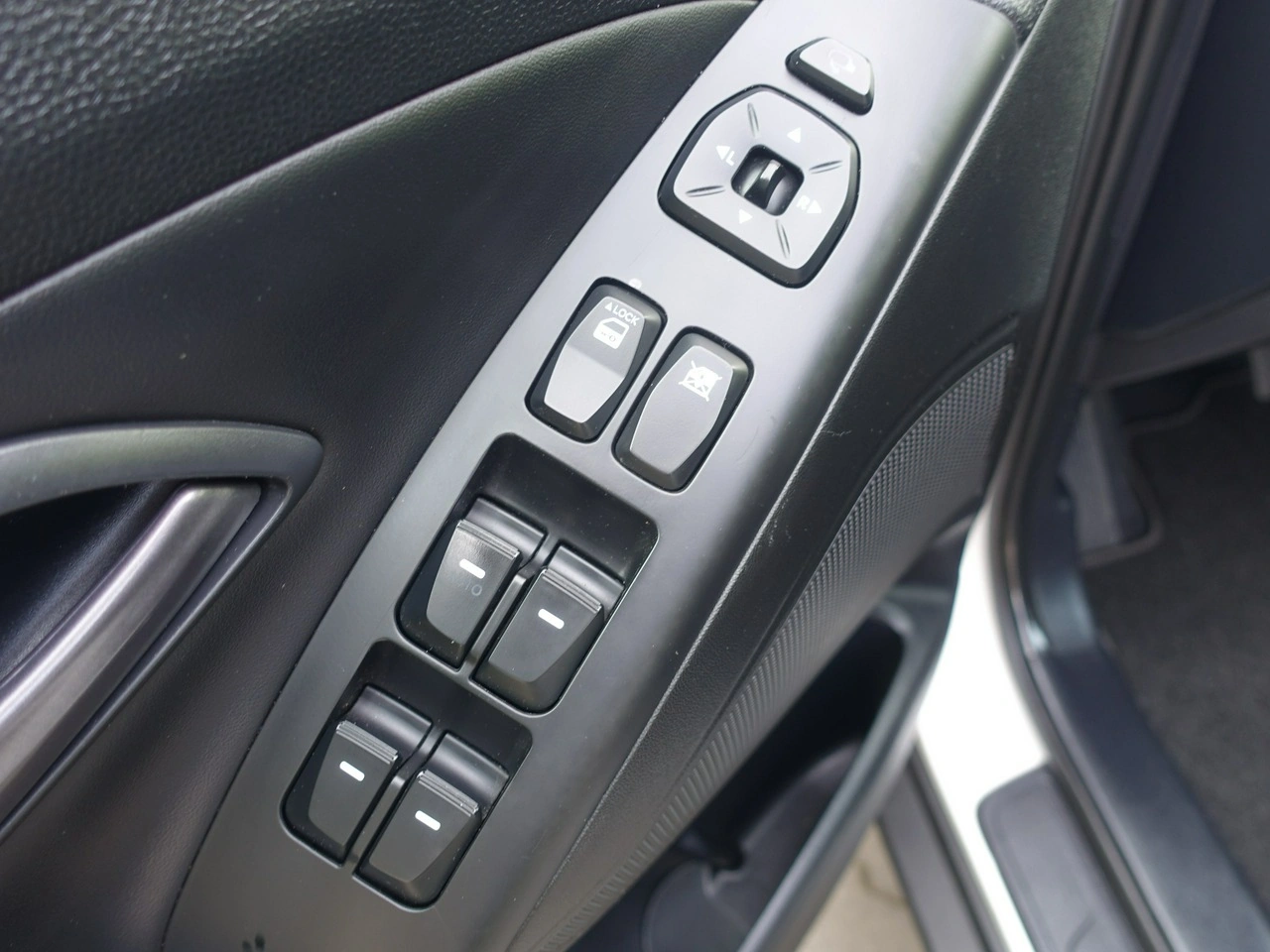 Hyundai ix35 - Zdjęcie 21