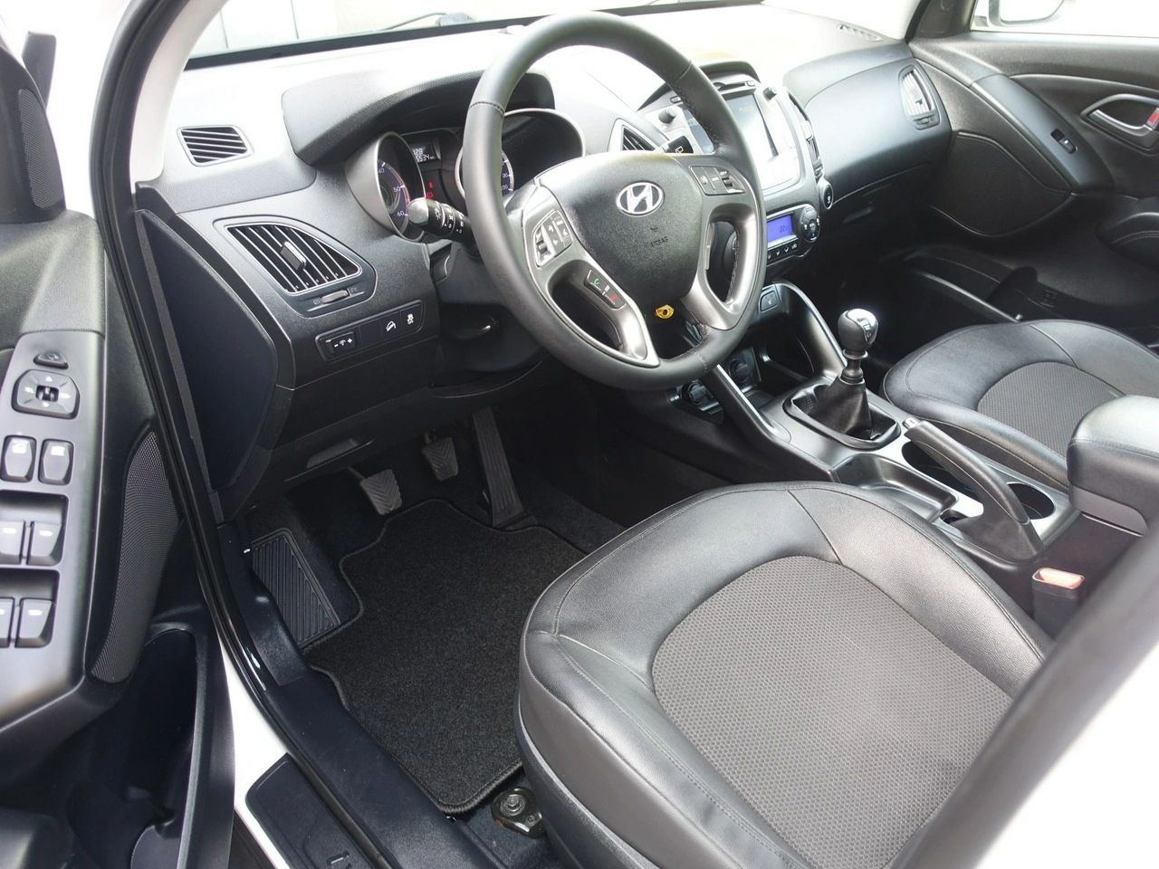 Hyundai ix35 - Zdjęcie 7