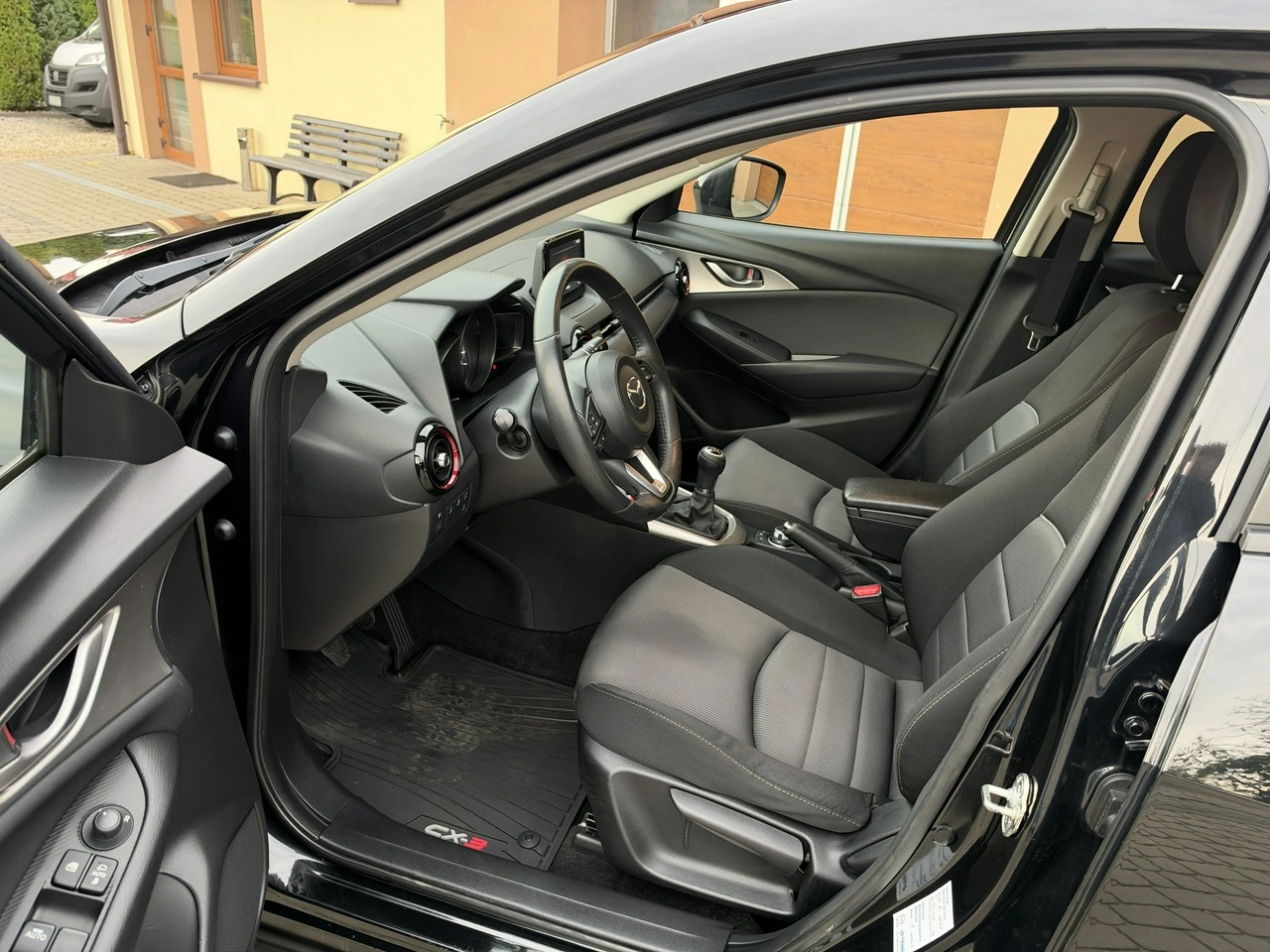 Mazda CX-3 - Zdjęcie 21