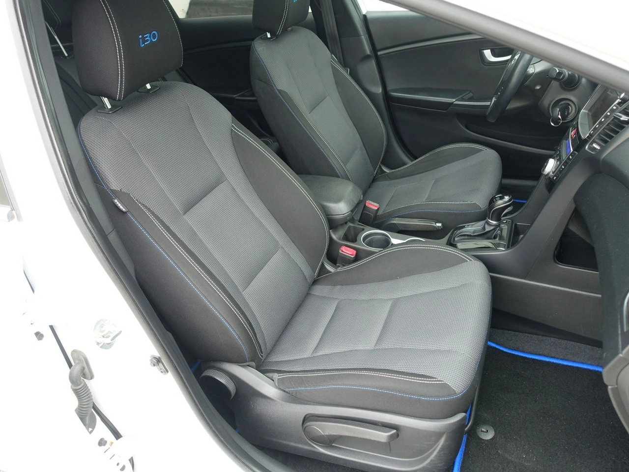 Hyundai i30 - Zdjęcie 24