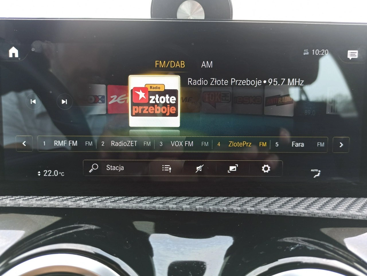 Mercedes CLA 180 - Zdjęcie 21