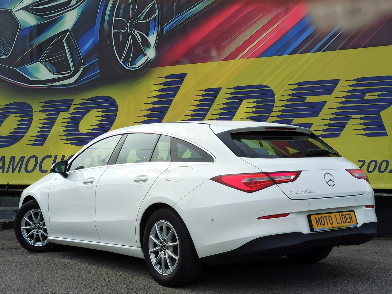 Mercedes CLA 180 - Zdjęcie 3