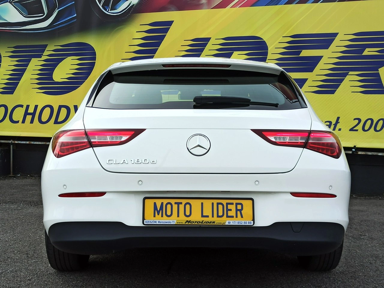 Mercedes CLA 180 - Zdjęcie 4