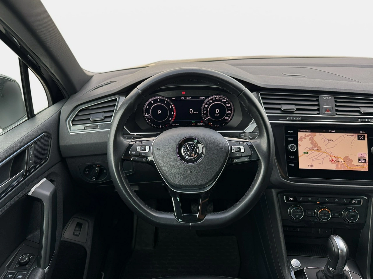 Volkswagen Tiguan - Zdjęcie 12