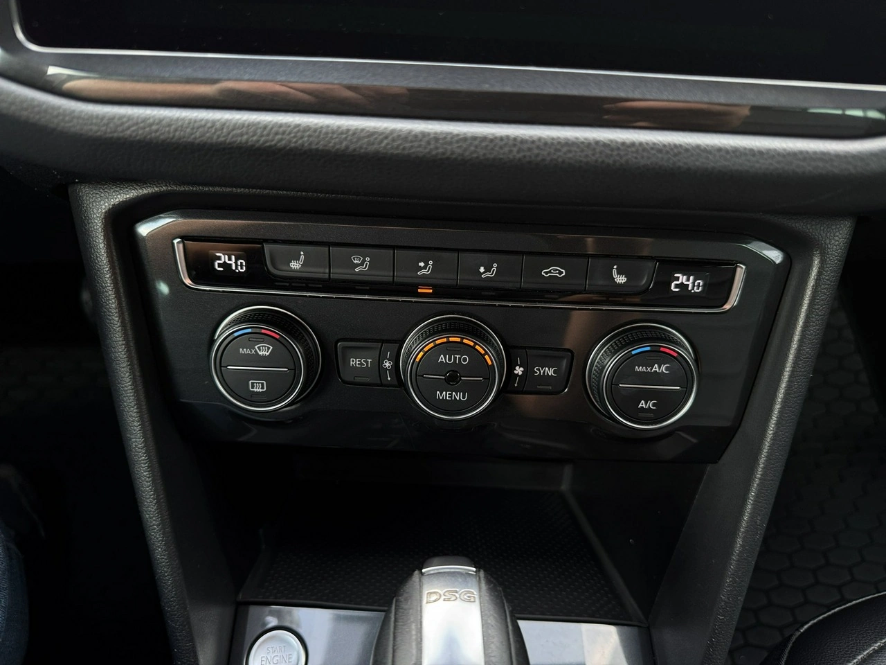 Volkswagen Tiguan - Zdjęcie 25