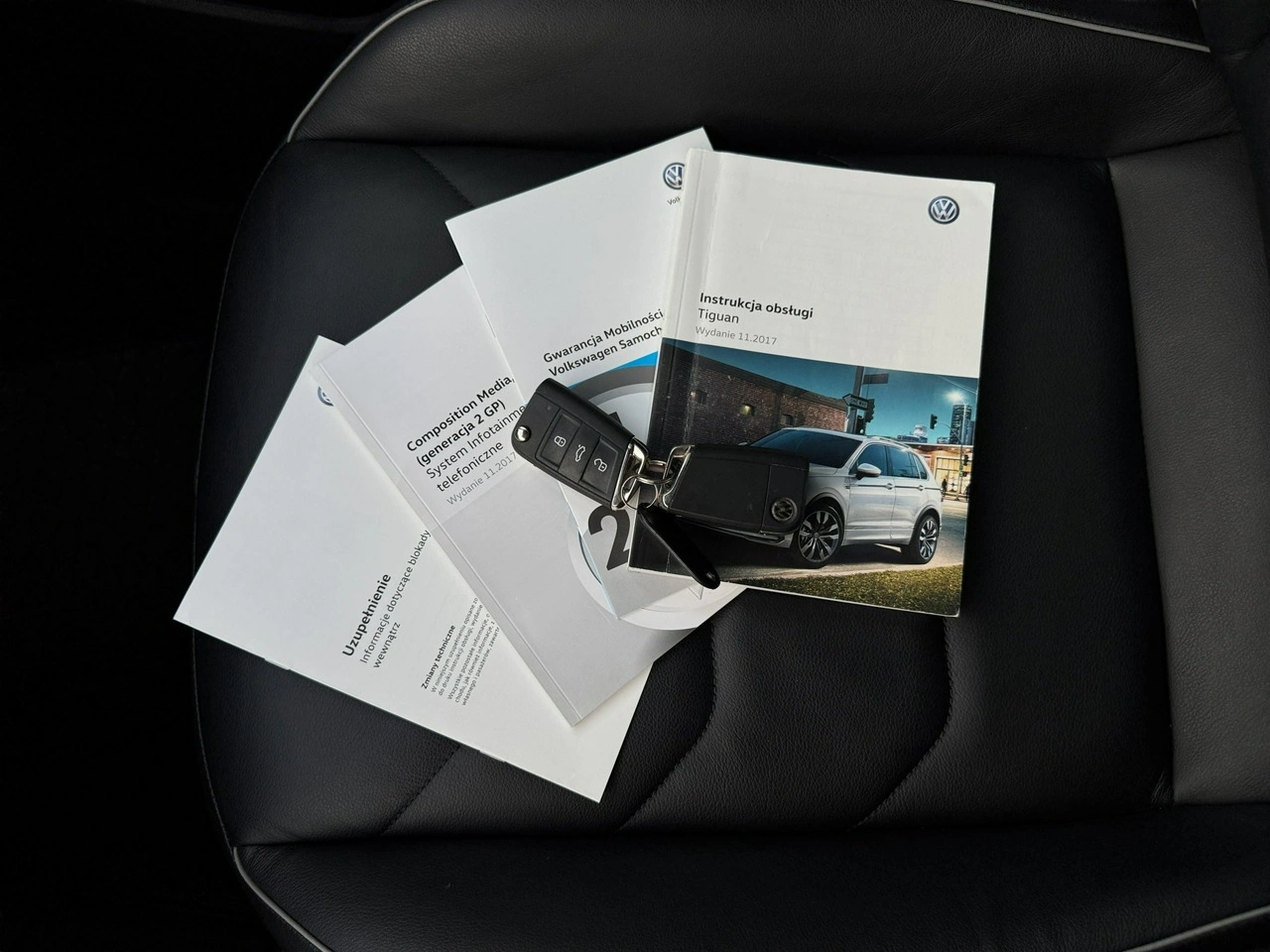 Volkswagen Tiguan - Zdjęcie 35