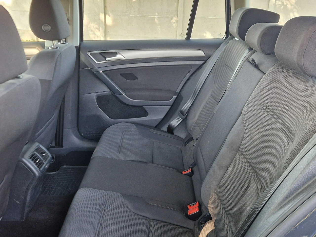 Volkswagen Golf - Zdjęcie 17