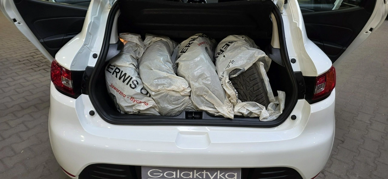 Renault Clio - Zdjęcie 10
