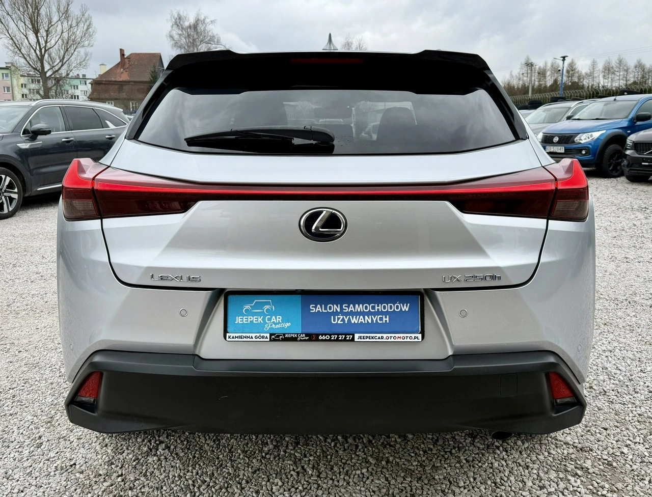 Lexus UX - Zdjęcie 4