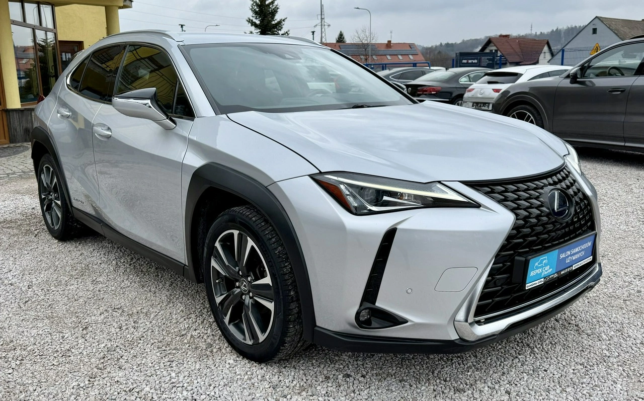 Lexus UX - Zdjęcie 5