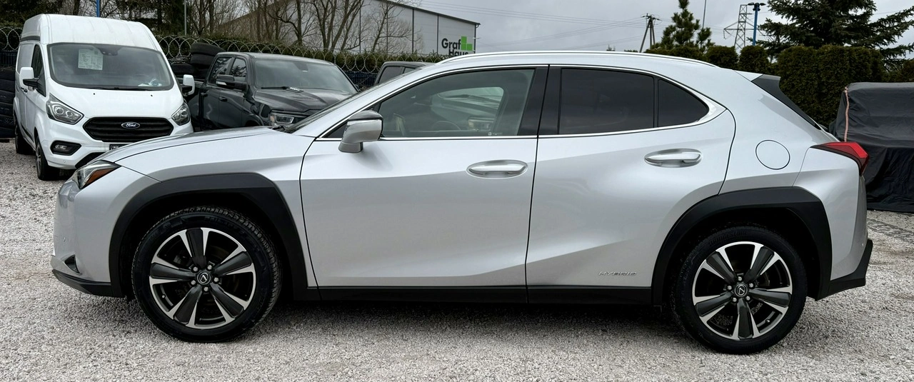 Lexus UX - Zdjęcie 6