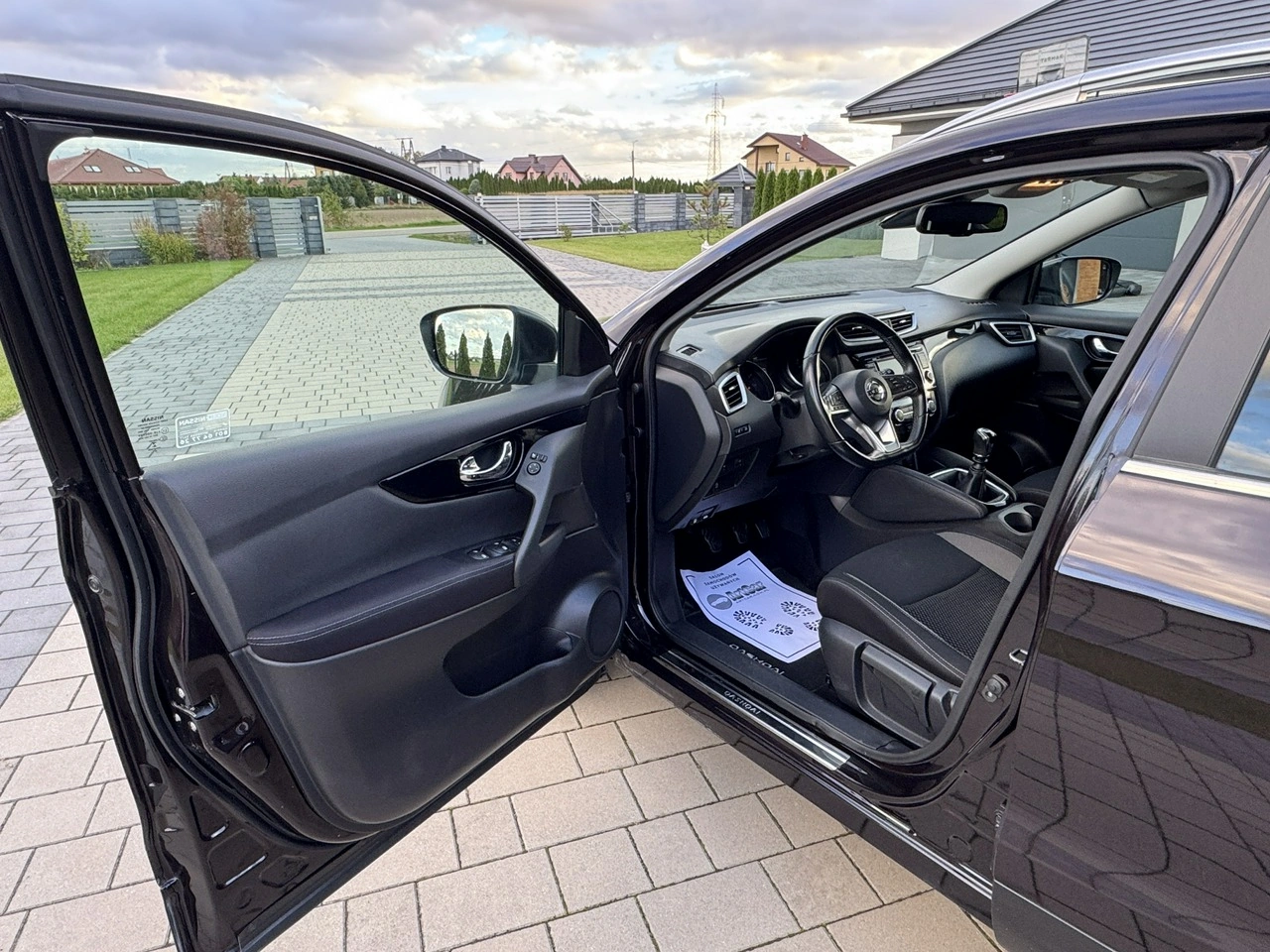 Nissan Qashqai - Zdjęcie 24